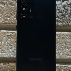 Samsung: A53; A52s