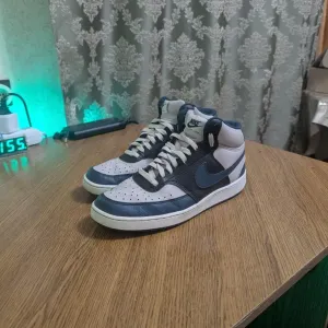 Nike Court Vision