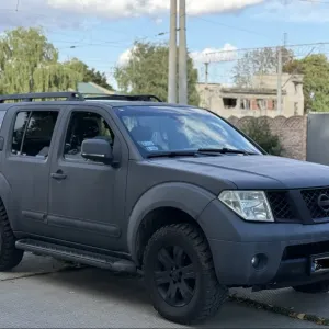 Продам Nissan Pathfinder 2.5 TDI
