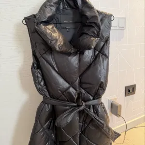 Теплий жилет Massimo Dutti S