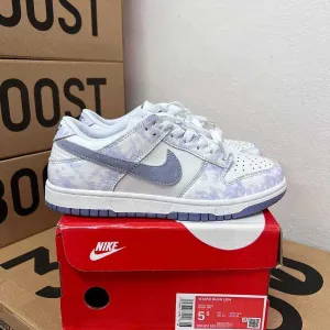 Женские кроссовки Nike Dunk SB purple pulse / Найк Данк белые фиолетовые 36 37 38 39 40 41
