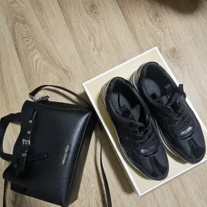 Кросівки оригінальні michael kors