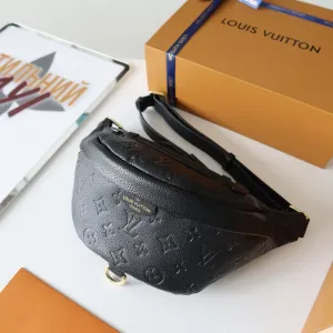 Сумка бананка чоловіча жіноча чорна Louis Vuitton bumbag black натуральна шкіра шкіряна мужская женская кожаная черная сумочка на пояс  луи витон LV