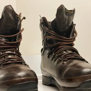 Оригінальні британські Altberg Defender Combat Boots    43–44