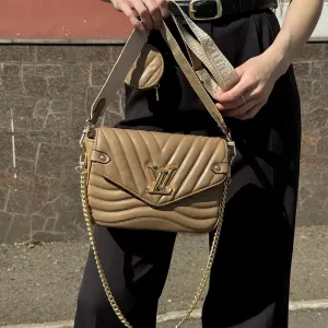 Жіноча сумка Louis Vuitton metis кроссбоди женская сумка клатч LV сумка конверт на цепочке луи витон бежева молочна