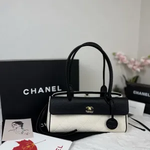 Сумка шанель | Сумка Chanel Urban Essential East West Small AS6288 31 см чорно-біла