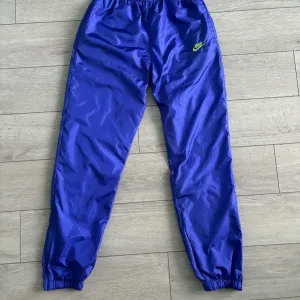 Вінтажні Чоловічі Спортивні Штани Найк Вінтаж Nike Vintage Retro Rare Y2K Nylon Drill Pants Swoosh Casual Size S С Розмір Брюки Кежуал Дріл Оригінал