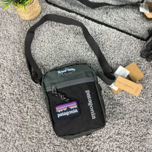 Patagonia Atom Sling Bag сумка через плече чоловіча чорна стильний дизайн | Сумка Патвгонія чорна унісекс | Кросбоді