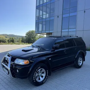 Позашляховик ,Mitsubishi Pajero Sport 2008 року 2.5D Механіка, офіційне авто,