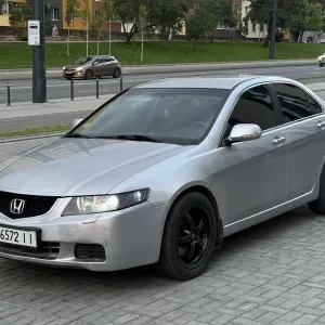 Продам Honda Accord 2004 год 2.0 Газ/бенз Автомат