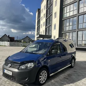 Volkswagen Caddy Maxi 2011