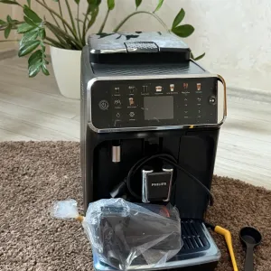 Кавова машина/кавомашинка Philips 5500 series LatteGo