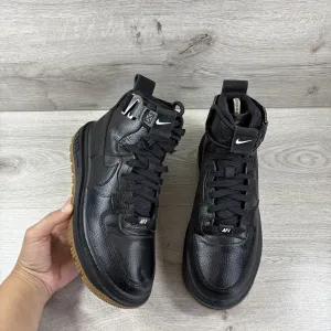 Nike Air Force жіночі кросівки 39 розмір