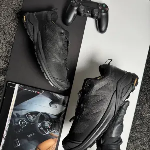Чоловічі кросівки Salomon X-Adventure GTX All Black [41-46]