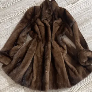 Шуба норка коричневая