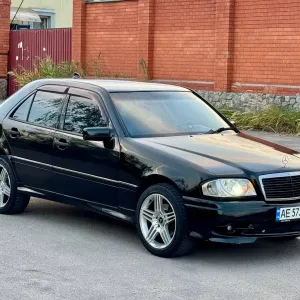 авто в хорошем состоянии 2 2 турбо дизель