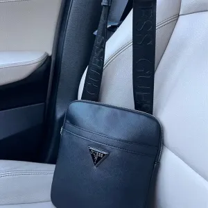Сумка чоловіча Guess