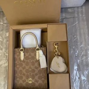 COACH Mini tote bag set. Набор сумочка тоут и зеркальце на сумку кожа