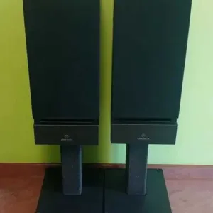 Акустическую систему Linn Helix LS150 и Castle Severen 2SE в хорошем состоянии.