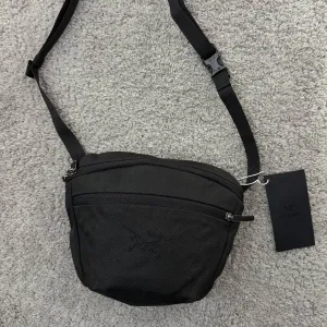 Месенджер Arcteryx Mantiz/Сумка Arcteryx/Сумка  Арктерікс/Артерікс