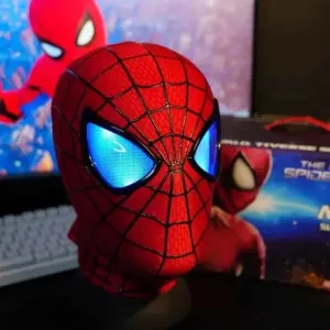 Дитяча іграшка супергеройська маска Людини-Павука The Amazin Spider Man 2, рухливі елементи