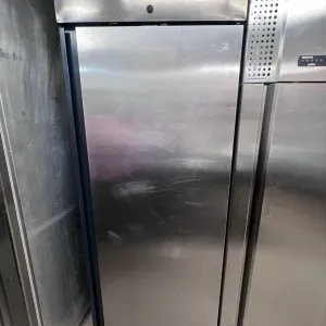 Холодильник професійний