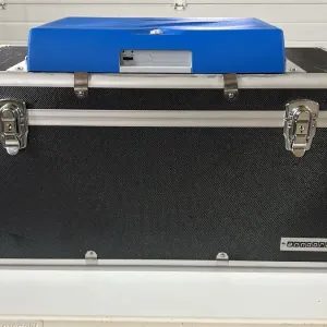 A втомобільний Холодильник 12v/ 220 v.холод/ тепло