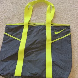 сумка Nike сіро/салатова