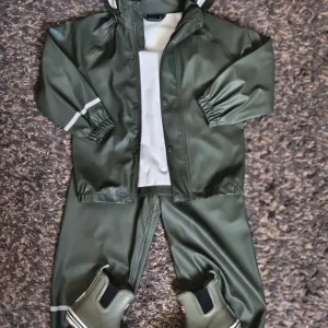 Дитячий дощовик ,вотепруф Name it, 110см