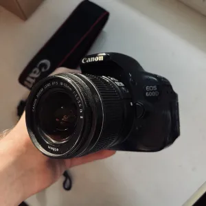 Камера фотоапарат Canon 600d + 18-55mm
