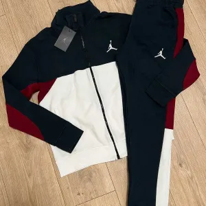 ЗНИЖКА‼️L (50) Спортивний чоловічий костюм Nike Air Jordan зіпка найк аир  спортивні штани кофта худі чорне з капюшоном спортивный комплект джордан