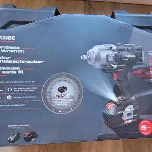 Повний комплект Акумуляторний гайковерт PARKSIDE PERFORMANCE PASSP 20-Li C4