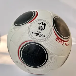 Футбольний мʼяч EUROPASS, UEFA EURO 2008 Austria-Switzerland, size 5. Термошов
