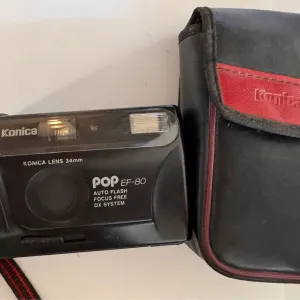 Фотоапарат плівковий Konica Pop EF-80 з чохлом
