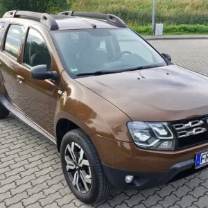 Dacia Duster 2014  Газ-Бензин 1.6 16V 2WD