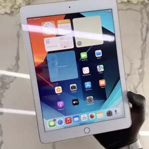 Чудовий iPad 5 Gold 32GB Wi-Fi 97%АКБ (Магазин Гарантія)
