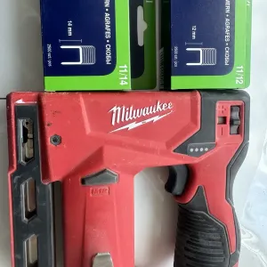 Скоби  10,6мм(Т50)/5000шт для молоткових степлерів Milwaukee