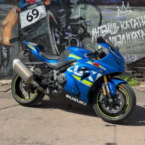 Мотоцикл Suzuki GSX-R1000R 2017 рік