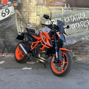 Мотоцикл KTM 1290 Super Duke R 2024 рік