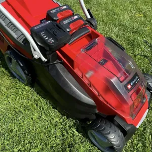 Акумуляторна газонокосарка Einhell GE-CM 36/36 Li 2X4A, зарядне