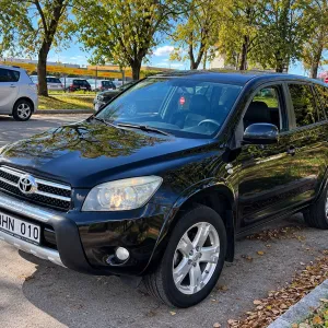 Свіжорригнаний Toyota RAV- 4 , 4*4