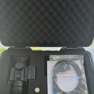Новий тепловізійний приціл  PSION PLE675 LRF