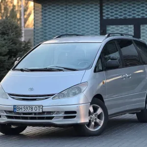 Toyota Previa 2001 г