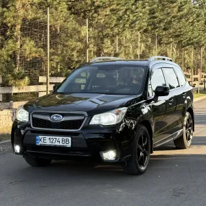 Продам Subaru Forester 2015 год 2.0 дизель