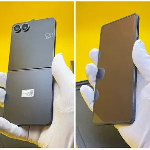 Ультра гнучкий Samsung Galaxy Z Flip 7 12/256GB Jet Black НОВИЙ!