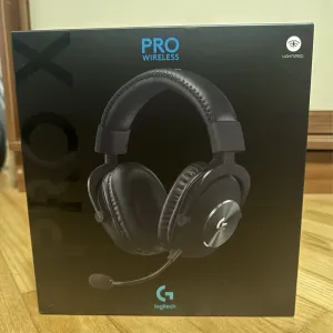 Навушники Logitech G PRO X Wireless LightSpeed Black Запаковані