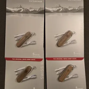 Складной нож Victorinox Classic SD Wood