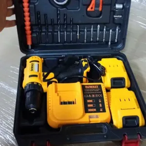 Шуруповерт DeWALT 24V