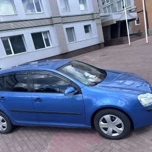 Фольцваген Гольф 5 газ/бензин ДОСТАВКА АВТО БЕЗКОШТОВНО