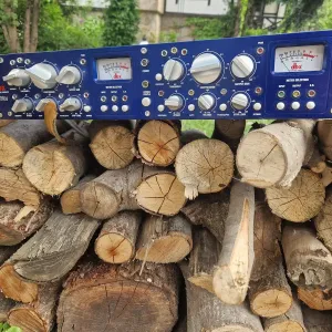 Компрессор  Лимитер преамп DBX 160SL отличное состояние
